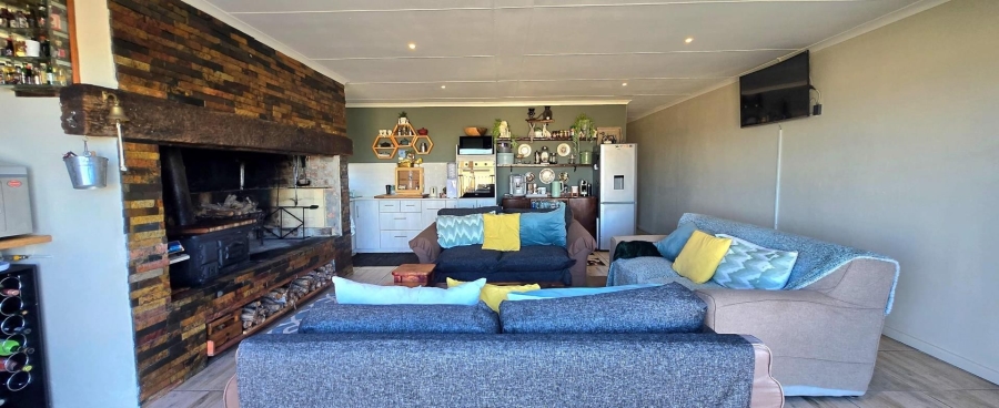 6 Bedroom Property for Sale in Franskraal Western Cape